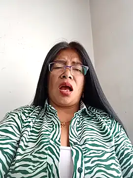 Snapshot of __valentina18 chatting on December 2024 08:23:02 PM valentina18 online show from December 2024 08:23:02 PM