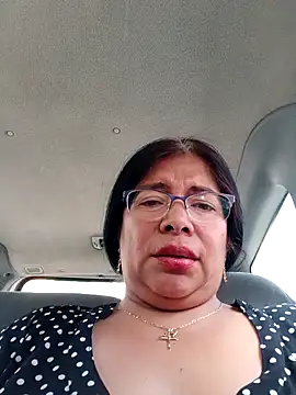 Snapshot of __valentina18 chatting on January 2025 04:15:01 PM valentina18 online show from January 2025 04:15:01 PM