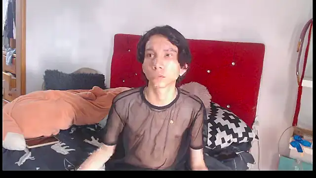 Snapshot of LAICK_01 chatting on October 2025 06:19:02 PM LAICK 01 online show from October 2025 06:19:02 PM