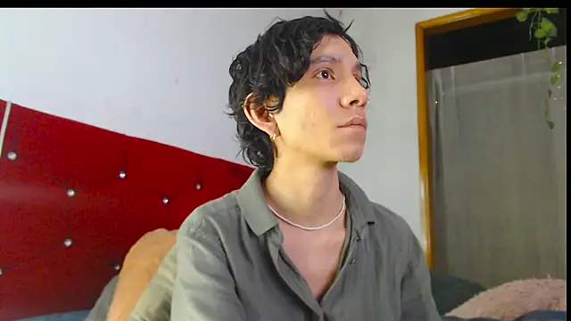 LAICK 01 online show from May 2026 03:58:02 AM