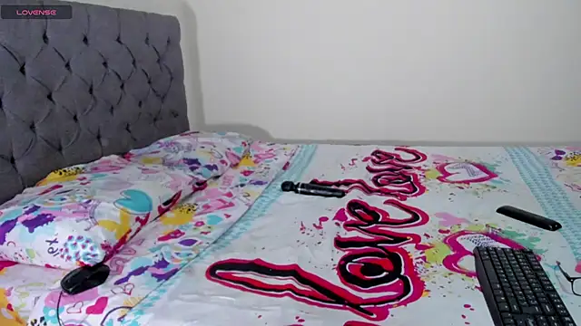 ashantib19 online show from February 2026 02:37:02 PM