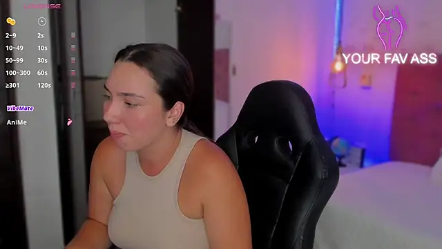 Snapshot of ava_blue chatting on March 2025 01:42:02 AM ava blue online show from March 2025 01:42:02 AM