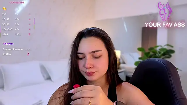 Snapshot of ava_blue chatting on September 2025 07:50:01 PM ava blue online show from September 2025 07:50:01 PM