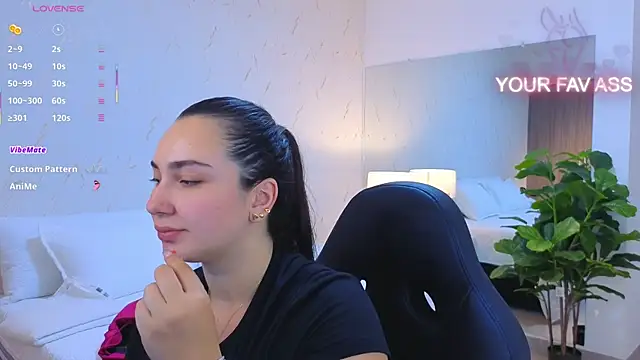 Snapshot of ava_blue chatting on September 2025 07:30:02 PM ava blue online show from September 2025 07:30:02 PM