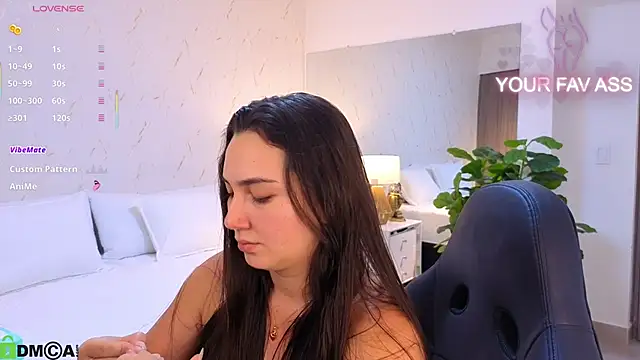 Snapshot of ava_blue chatting on October 2025 07:55:01 PM ava blue online show from October 2025 07:55:01 PM