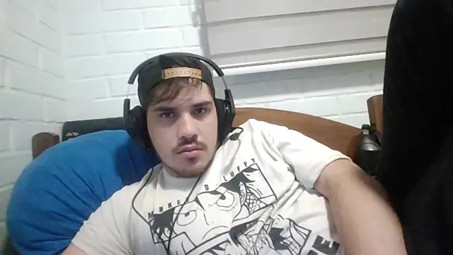 Snapshot of hung_weeb chatting on February 2025 05:19:01 AM hung weeb online show from February 2025 05:19:01 AM