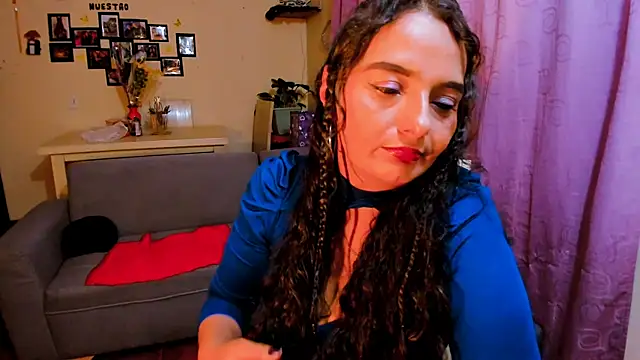 emma luxy online show from March 2026 04:41:01 AM