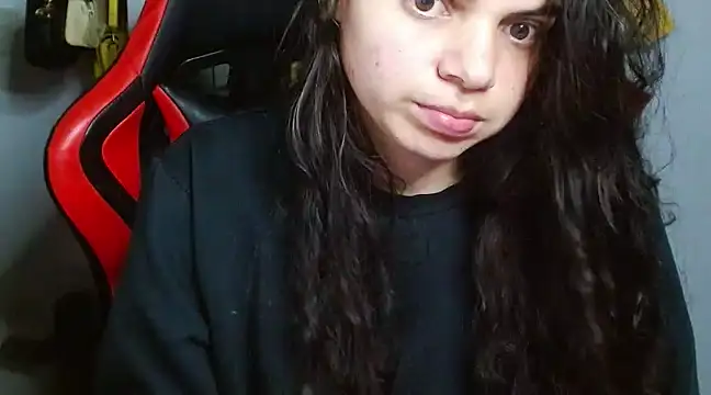 Snapshot of Nikkykora15 chatting on December 2024 05:27:02 AM Nikkykora15 online show from December 2024 05:27:02 AM