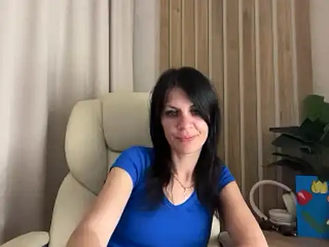 Snapshot of InjaAtHome chatting on June 2026 08:04:01 PM InjaAtHome online show from June 2026 08:04:01 PM