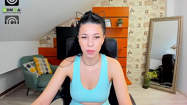 Snapshot of EmillyTaylor chatting on February 2025 04:26:02 AM EmillyTaylor online show from February 2025 04:26:02 AM