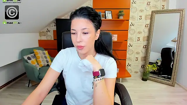 Snapshot of EmillyTaylor chatting on February 2025 04:27:01 AM EmillyTaylor online show from February 2025 04:27:01 AM