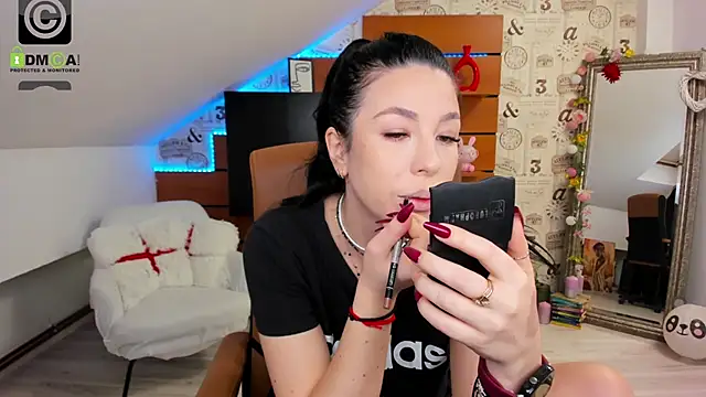 Snapshot of EmillyTaylor chatting on January 2026 04:48:02 AM EmillyTaylor online show from January 2026 04:48:02 AM