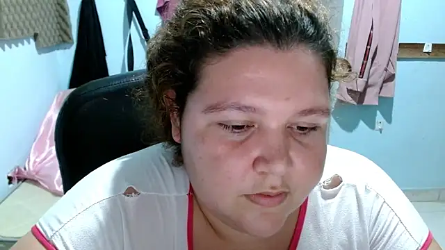 Snapshot of squirt322bbw chatting on October 2025 07:56:02 PM squirt322bbw online show from October 2025 07:56:02 PM