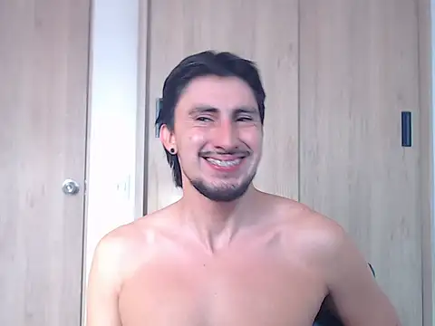 Snapshot of ChrisDamon chatting on November 2025 12:50:02 PM ChrisDamon online show from November 2025 12:50:02 PM