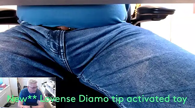 Snapshot of RicRockhard chatting on January 2025 01:08:01 PM RicRockhard online show from January 2025 01:08:01 PM