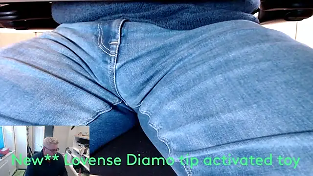 Snapshot of RicRockhard chatting on January 2025 10:23:02 AM RicRockhard online show from January 2025 10:23:02 AM