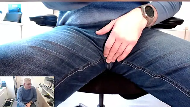 Snapshot of RicRockhard chatting on October 2025 10:12:01 AM RicRockhard online show from October 2025 10:12:01 AM