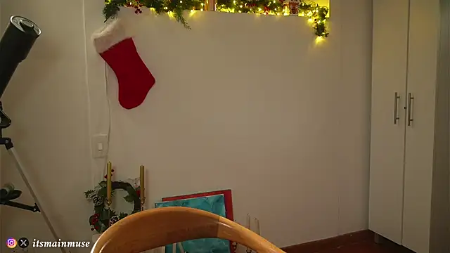 Snapshot of raphttalia_ chatting on December 2025 10:18:02 PM raphttalia online show from December 2025 10:18:02 PM