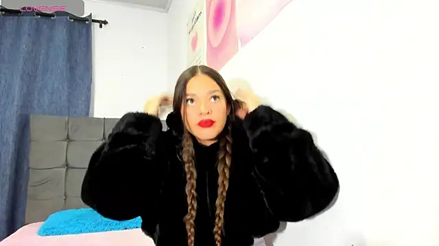 Snapshot of zoe69x chatting on February 2026 04:43:02 AM zoe69x online show from February 2026 04:43:02 AM