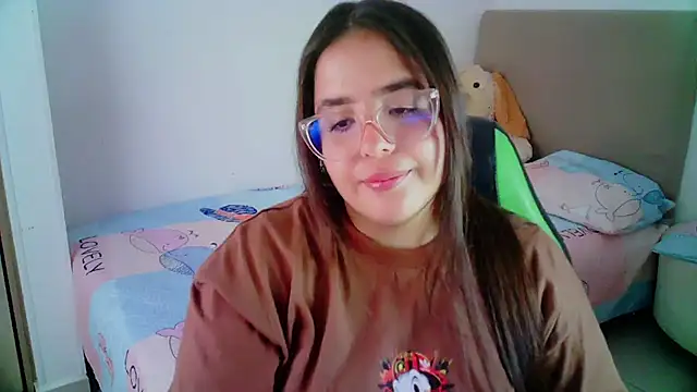 Snapshot of _alicia_z chatting on January 2025 08:48:02 PM alicia z online show from January 2025 08:48:02 PM