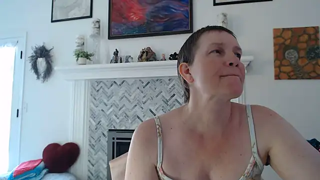 AuroraWillows online show from May 2026 04:34:01 PM