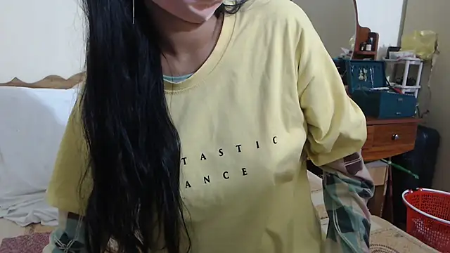 Snapshot of Beauty_Asian_Tina chatting on December 2025 08:47:02 PM Beauty Asian Tina online show from December 2025 08:47:02 PM