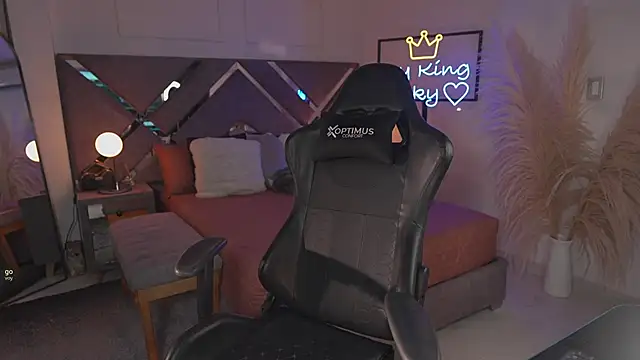 KateOwens online show from November 2025 11:20:01 AM