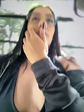   IRIS   online show from October 2025 03:31:01 PM