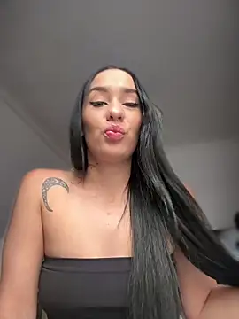   IRIS   online show from December 2025 03:18:02 PM