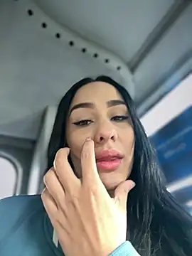 Snapshot of __IRIS__ chatting on June 2026 01:37:02 PM IRIS online show from June 2026 01:37:02 PM