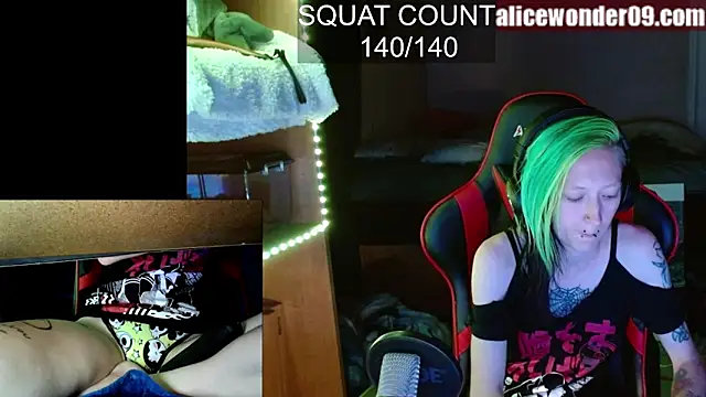 alicewonder09 online show from September 2025 04:12:02 AM