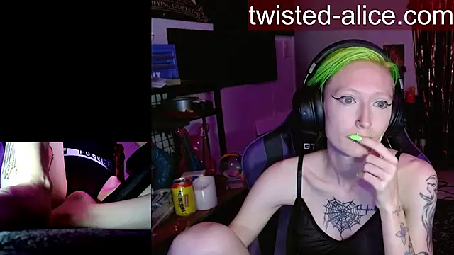 alicewonder09 online show from April 2026 04:15:02 AM