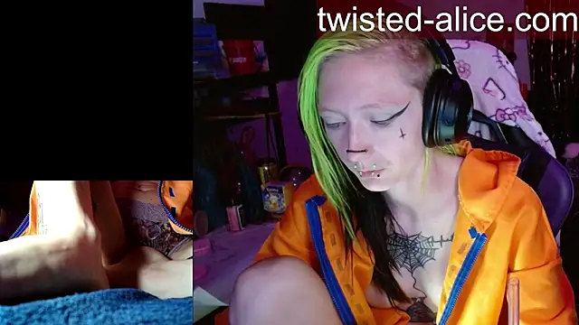 alicewonder09 online show from May 2026 03:12:01 AM