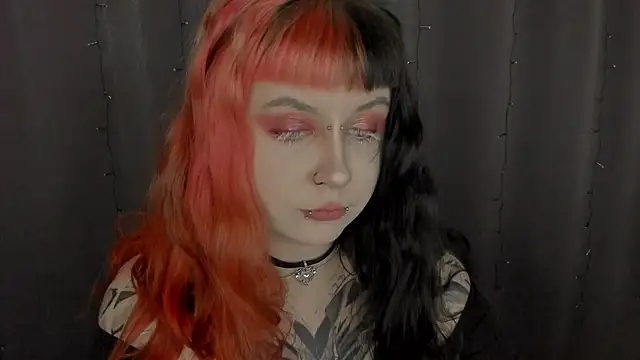 t0riayun0 online show from February 2026 10:05:01 AM