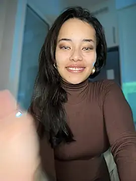 Snapshot of MistressBelleNoire chatting on January 2025 03:47:01 PM MistressBelleNoire online show from January 2025 03:47:01 PM