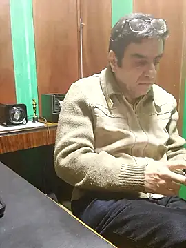 Snapshot of FernandoReuterG chatting on January 2026 01:20:02 AM FernandoReuterG online show from January 2026 01:20:02 AM