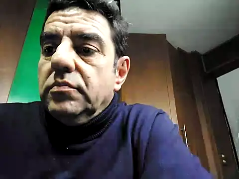 Snapshot of FernandoReuterG chatting on February 2026 11:30:02 PM FernandoReuterG online show from February 2026 11:30:02 PM