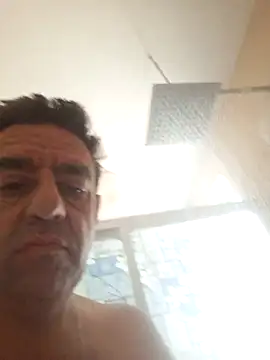 Snapshot of FernandoReuterG chatting on February 2026 02:00:02 PM FernandoReuterG online show from February 2026 02:00:02 PM