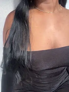 Snapshot of Sara_Boom chatting on September 2025 01:14:02 PM Sara Boom online show from September 2025 01:14:02 PM