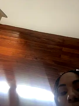 Snapshot of Sara_Boom chatting on October 2025 01:31:02 PM Sara Boom online show from October 2025 01:31:02 PM