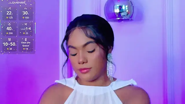 Snapshot of Sara_Boom chatting on January 2026 03:06:01 PM Sara Boom online show from January 2026 03:06:01 PM