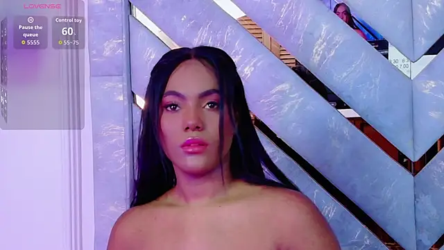 Sara Boom online show from May 2026 07:30:01 PM
