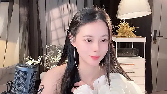 Ocean--Lili online show from April 2026 08:57:02 PM