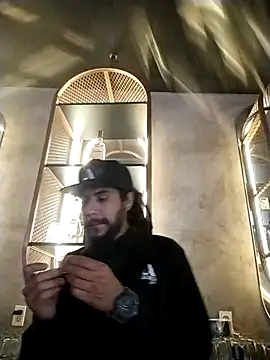 Snapshot of Pziko chatting on November 2025 05:07:01 AM Pziko online show from November 2025 05:07:01 AM