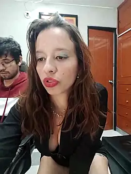 Isaandysex2428 online show from March 2025 12:19:01 AM