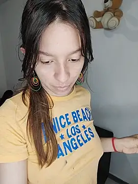 Isaandysex2428 online show from December 2025 02:43:02 PM