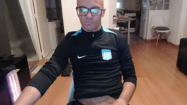 guachin hunk online show from May 2026 07:54:01 PM