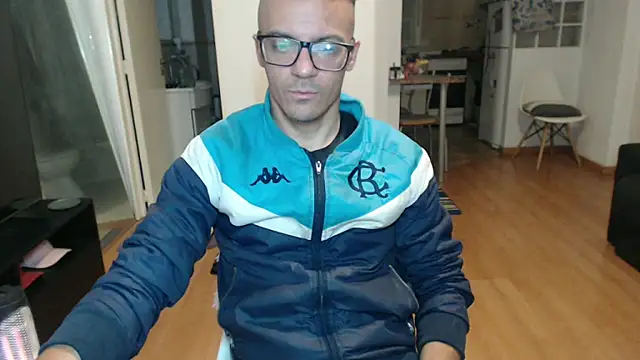 guachin hunk online show from May 2026 03:57:02 AM