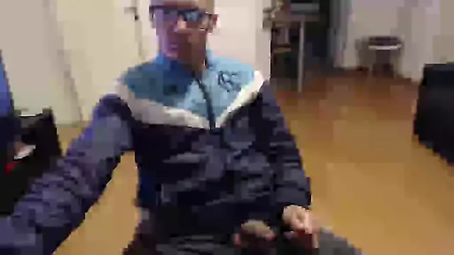guachin hunk online show from May 2026 08:14:02 PM