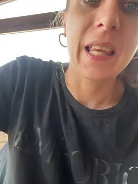 LadyChantale online show from January 2025 02:37:01 PM